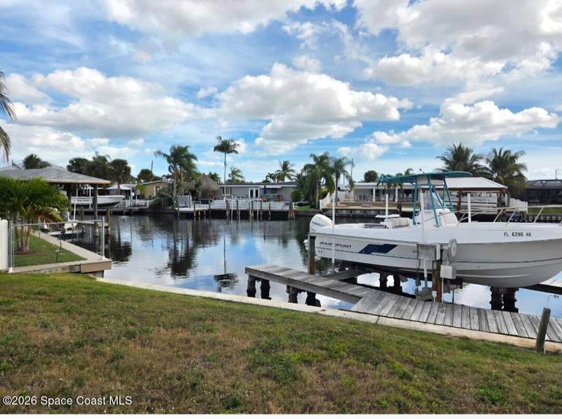 4 bedroom Single Family Residence at 1580 Mercury Street, Diana Shores Unit No 1, Merritt Island — photo 4