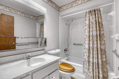 153 Woodside Drive, Melbourne FL - photo 20 of 34