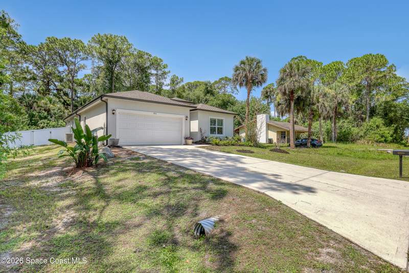 4 bedroom Single Family Residence at 466 Olmsted Street, Port Malabar Unit 32, Palm Bay — photo 3