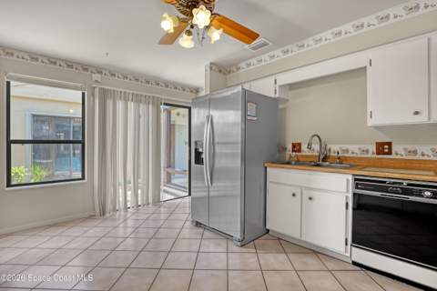 153 Woodside Drive, Melbourne FL - photo 10 of 34
