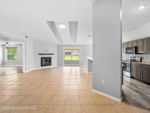 648 Munich Street, Palm Bay FL - photo 12 of 38