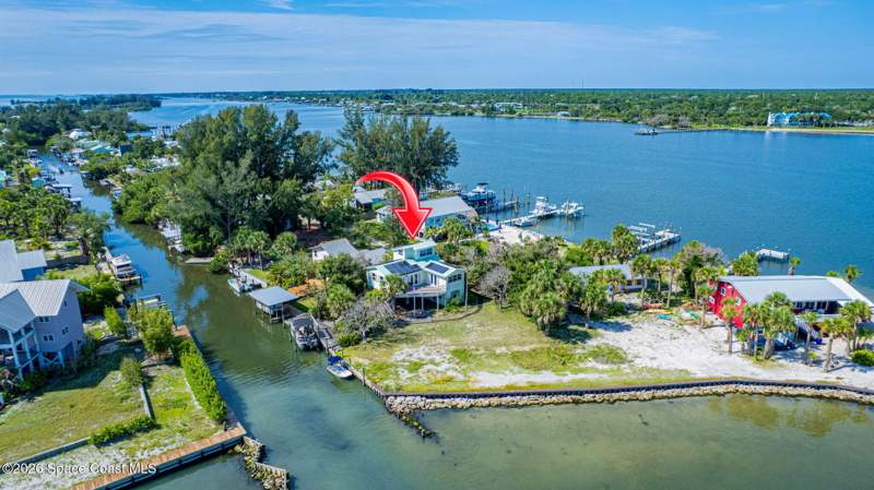 3 bedroom Single Family Residence at 53 Vip Island #A, V I P Vacation Island Playground Sec 1, Grant-Valkaria — photo 5