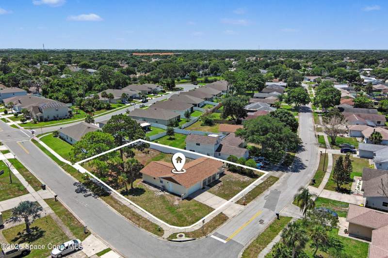 3 bedroom Single Family Residence at 952 Bayberry Lane, Buckingham at Levitt Park Sec 5-A Hickory, Rockledge — photo 4