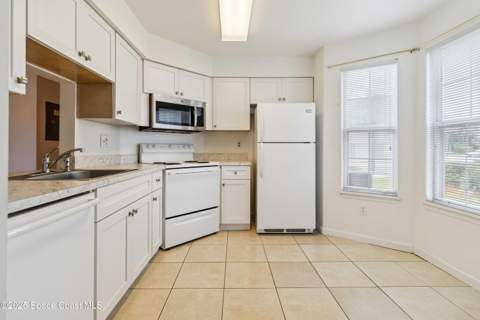 4670 Beck Lake Trail #1-119, Melbourne FL - photo 12 of 30