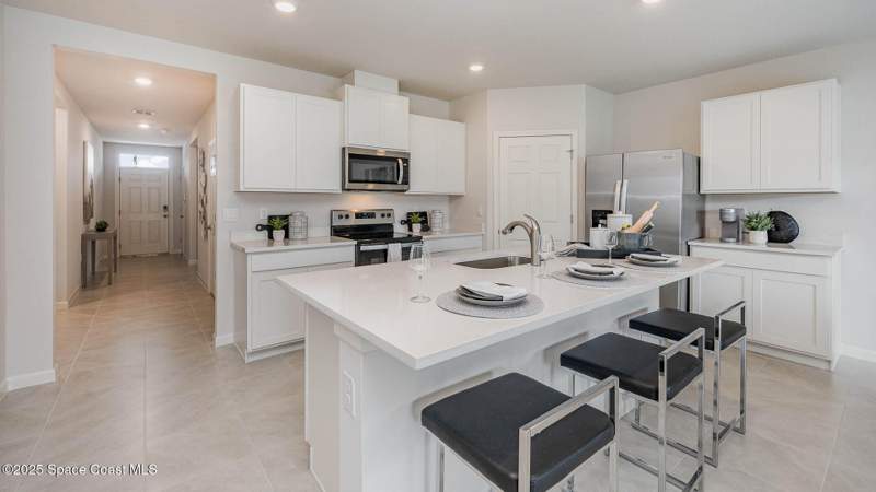 4 bedroom Single Family Residence at 1663 Garabaldi Circle, Cypress Bay West Freedom, Palm Bay — photo 3