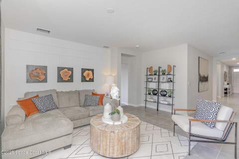 1663 Garabaldi Circle, Palm Bay FL - photo 13 of 39
