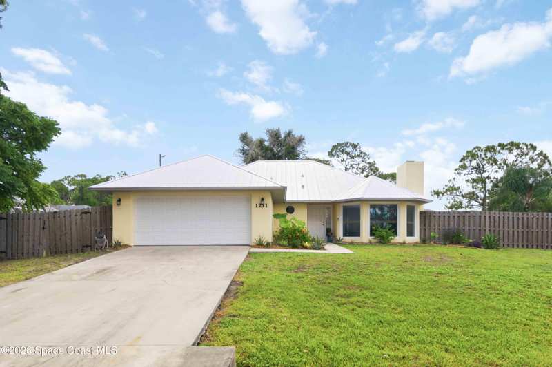 2 bedroom Single Family Residence at 1211 Amish Place, Palm Bay, Palm Bay — photo 1