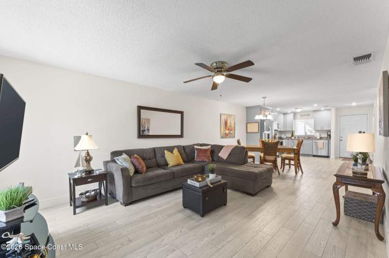 2 bedroom Condominium at 201 Saint Lucie Lane #407, Cocoa Ocean Beach Subd, Cocoa Beach — photo 5