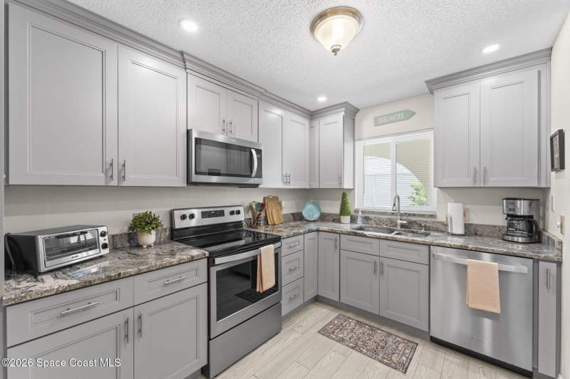 2 bedroom Condominium at 201 Saint Lucie Lane #407, Cocoa Ocean Beach Subd, Cocoa Beach — photo 4