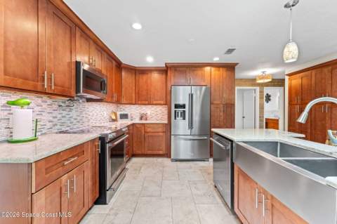 1275 Island Drive, Merritt Island FL - photo 8 of 63