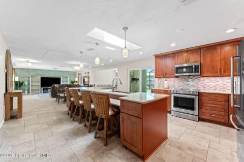 1275 Island Drive, Merritt Island FL - photo 21 of 63