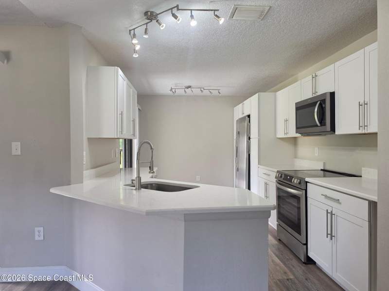 3 bedroom Single Family Residence at 647 Bryant Road, Port Malabar Unit 20, Palm Bay — photo 4