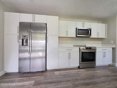 647 Bryant Road, Palm Bay FL - photo 6 of 29