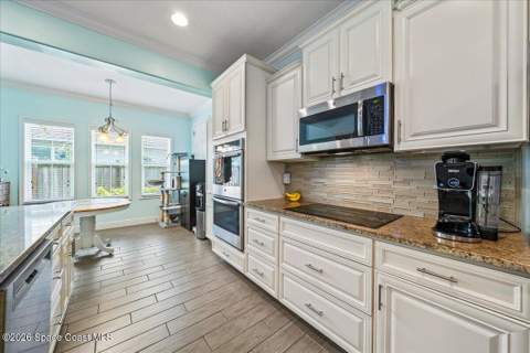 4614 Preservation Circle, Melbourne FL - photo 14 of 44