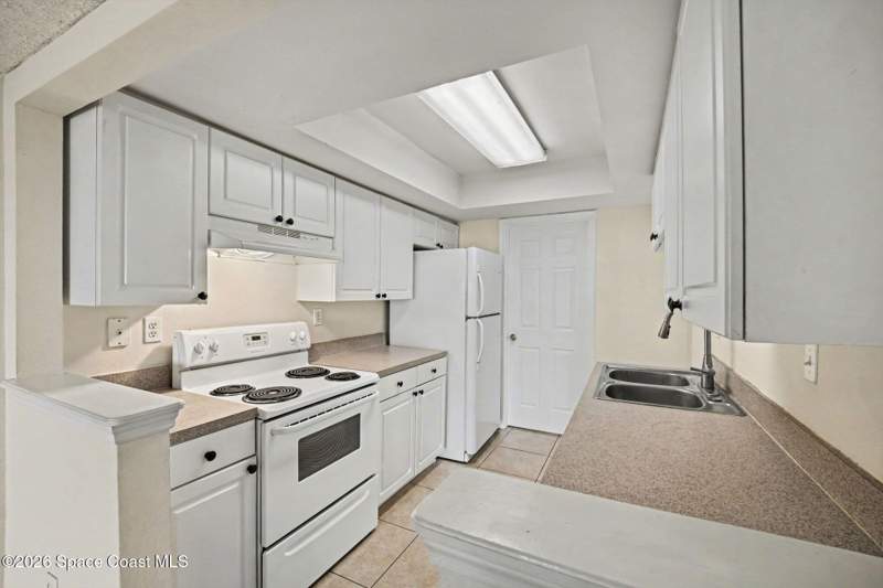 2 bedroom Condominium at 3526 Dairy Road, Oak Park Villas of Brevard Condo, Titusville — photo 5