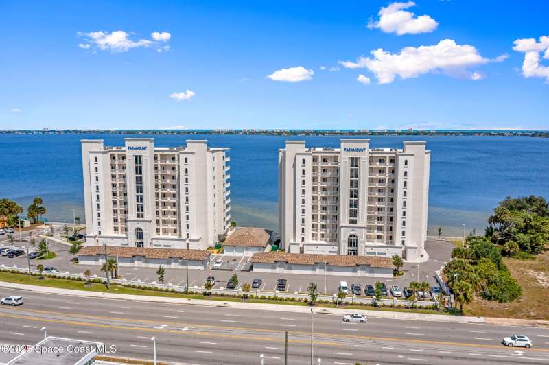 3 bedroom Condominium at 1465 S Harbor City Boulevard #902, Paramount Riverfront, Melbourne — photo 3