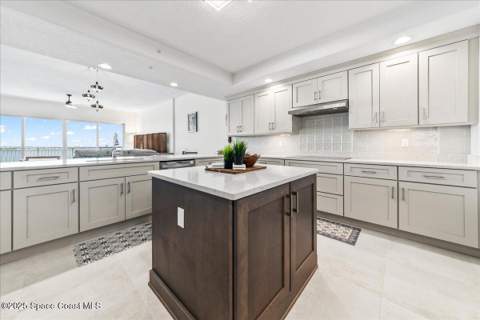 1465 S Harbor City Boulevard #902, Melbourne FL - photo 9 of 60