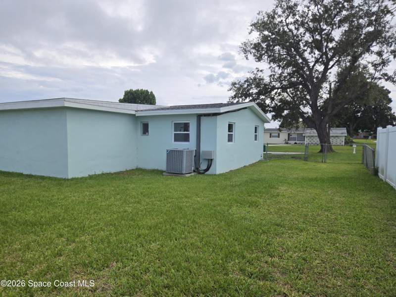 3 bedroom Single Family Residence at 1796 Pontiac Circle, IXora Park Plat No 1, Melbourne — photo 5