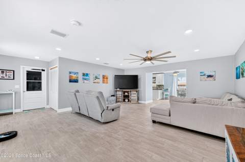 237 NE 1st Street, Satellite Beach FL - photo 8 of 37