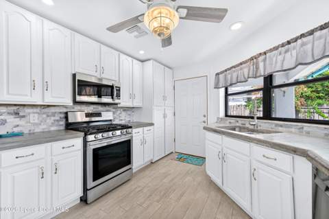 237 NE 1st Street, Satellite Beach FL - photo 18 of 37