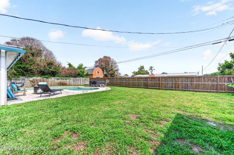 3 bedroom Single Family Residence at 237 NE 1st Street, South Patrick Shores 3rd Sec, Satellite Beach — photo 4