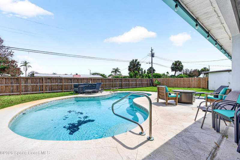 3 bedroom Single Family Residence at 237 NE 1st Street, South Patrick Shores 3rd Sec, Satellite Beach — photo 3