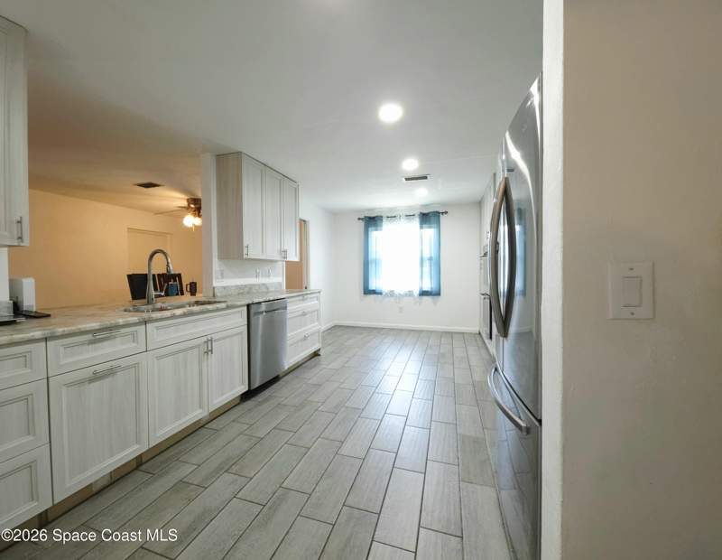 3 bedroom Single Family Residence at 160 June Drive, Forest Isles, Cocoa Beach — photo 5