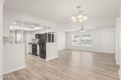 676 Ixora Drive, Melbourne FL - photo 10 of 32