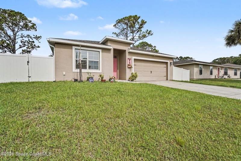 4 bedroom Single Family Residence at 860 Airport Avenue, Port Malabar Unit 12, Palm Bay — photo 4