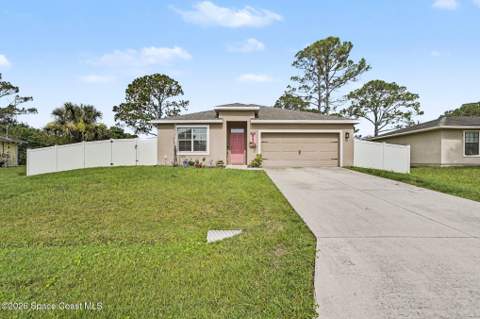 860 Airport Avenue, Palm Bay FL - photo 6 of 31