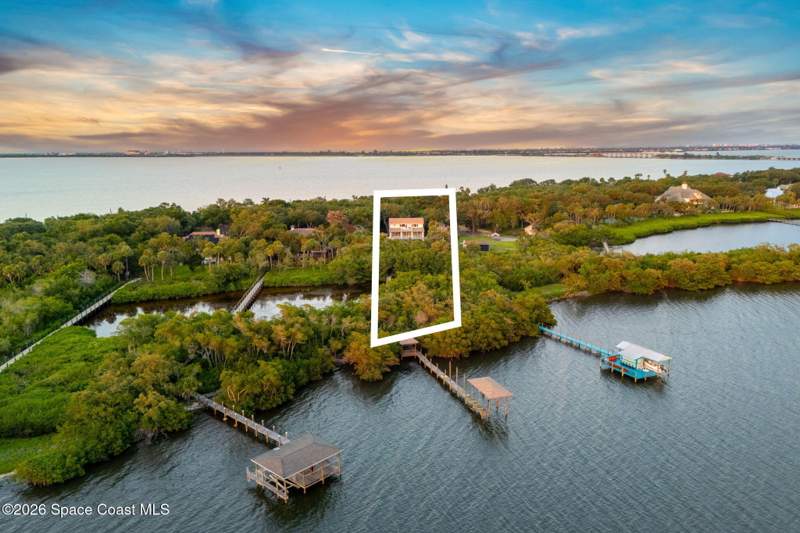 3 bedroom Single Family Residence at 7755 S Tropical Trail, Merritt Island, Merritt Island — photo 4