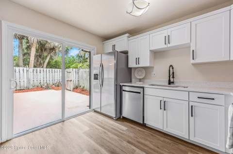 2715 Vista Oaks Circle, Palm Bay FL - photo 7 of 22