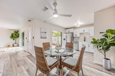 2715 Vista Oaks Circle, Palm Bay FL - photo 9 of 22