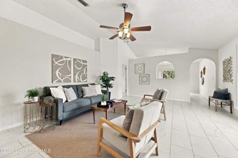 2153 Redwood Circle, Palm Bay FL - photo 10 of 17