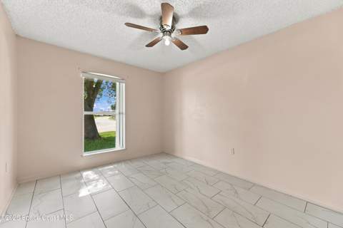 2153 Redwood Circle, Palm Bay FL - photo 7 of 17
