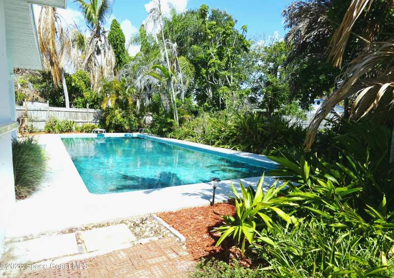 3 bedroom Single Family Residence at 160 June Drive, Forest Isles, Cocoa Beach — photo 2