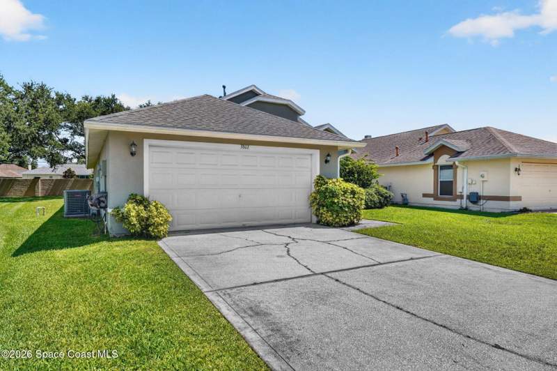 3 bedroom Single Family Residence at 3802 Saint Armens Circle, East Bay Plantation Phase 1 Replat, Melbourne — photo 4