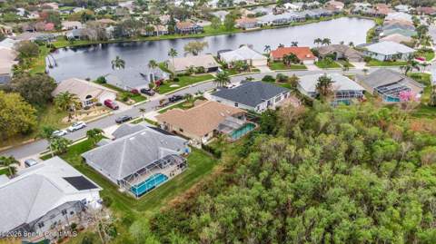 1051 Fieldstone Drive, Melbourne FL - photo 7 of 24