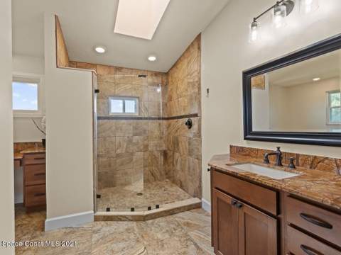 820 Kerry Downs Circle, Melbourne FL - photo 15 of 42