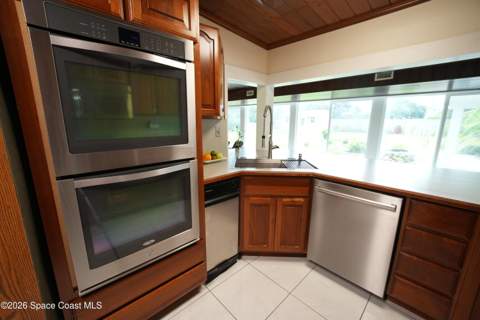 3695 Mirkwood Street, Mims FL - photo 11 of 47