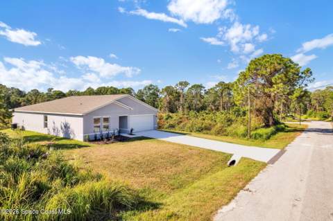 511 Scenic Road, Palm Bay FL - photo 10 of 26
