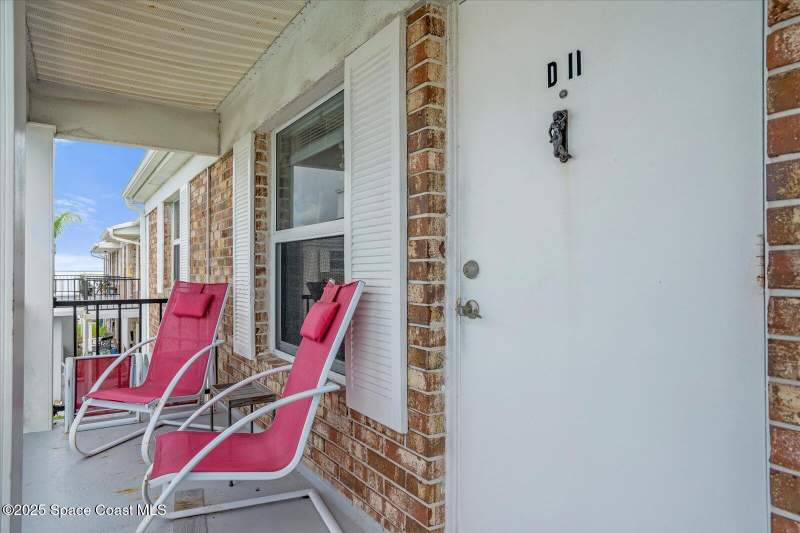 2 bedroom Condominium at 190 E Olmstead Drive #D11, Delespine Courts Sec 2, Titusville — photo 3