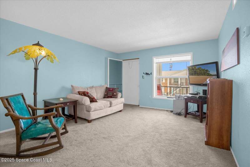 2 bedroom Condominium at 190 E Olmstead Drive #D11, Delespine Courts Sec 2, Titusville — photo 5
