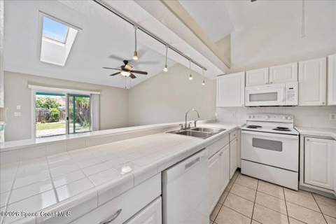 5283-5285 Palmetto Drive, Melbourne Beach FL - photo 20 of 46