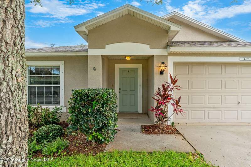 4 bedroom Single Family Residence at 4022 Wilkes Drive, Belle Terrace, Melbourne — photo 3