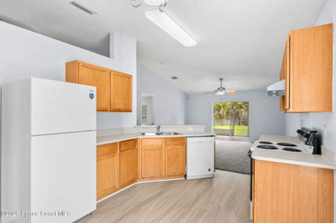 4022 Wilkes Drive, Melbourne FL - photo 10 of 48