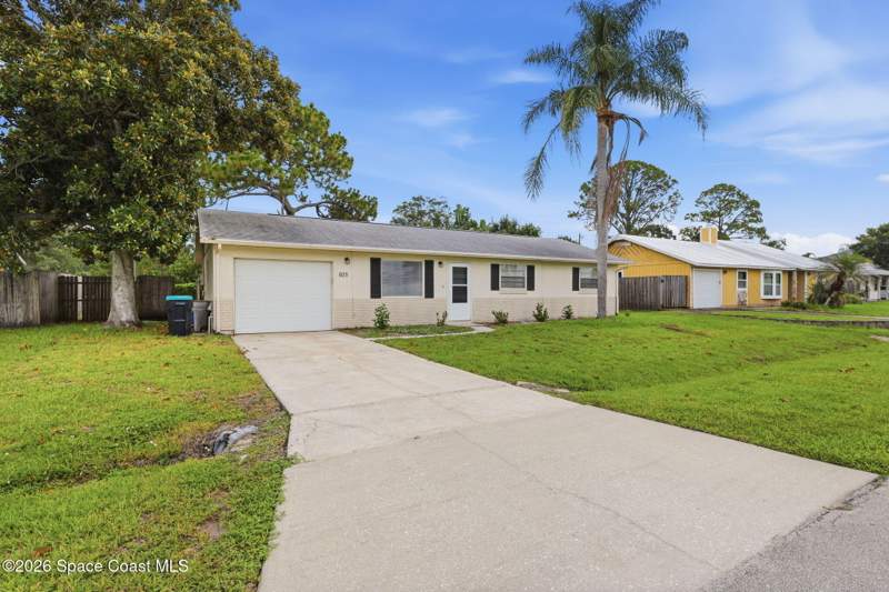 3 bedroom Single Family Residence at 625 Concord Street, Port Malabar Country Club Unit 8, Palm Bay — photo 4