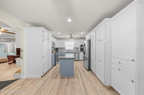 85 Catalina Isle Drive, Merritt Island FL - photo 9 of 37
