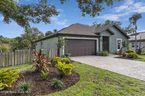 881 Mandarin Drive, Palm Bay FL - photo 10 of 64
