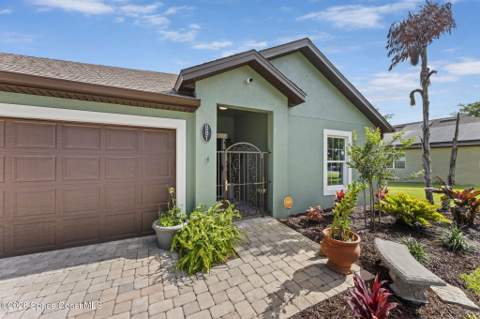 881 Mandarin Drive, Palm Bay FL - photo 11 of 64